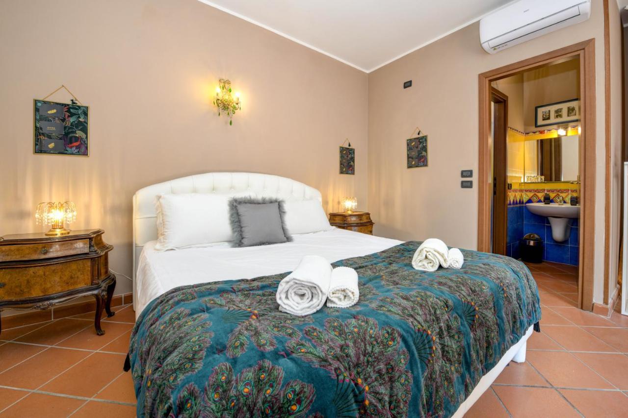 Prestige Rooms Sirmione Exteriör bild