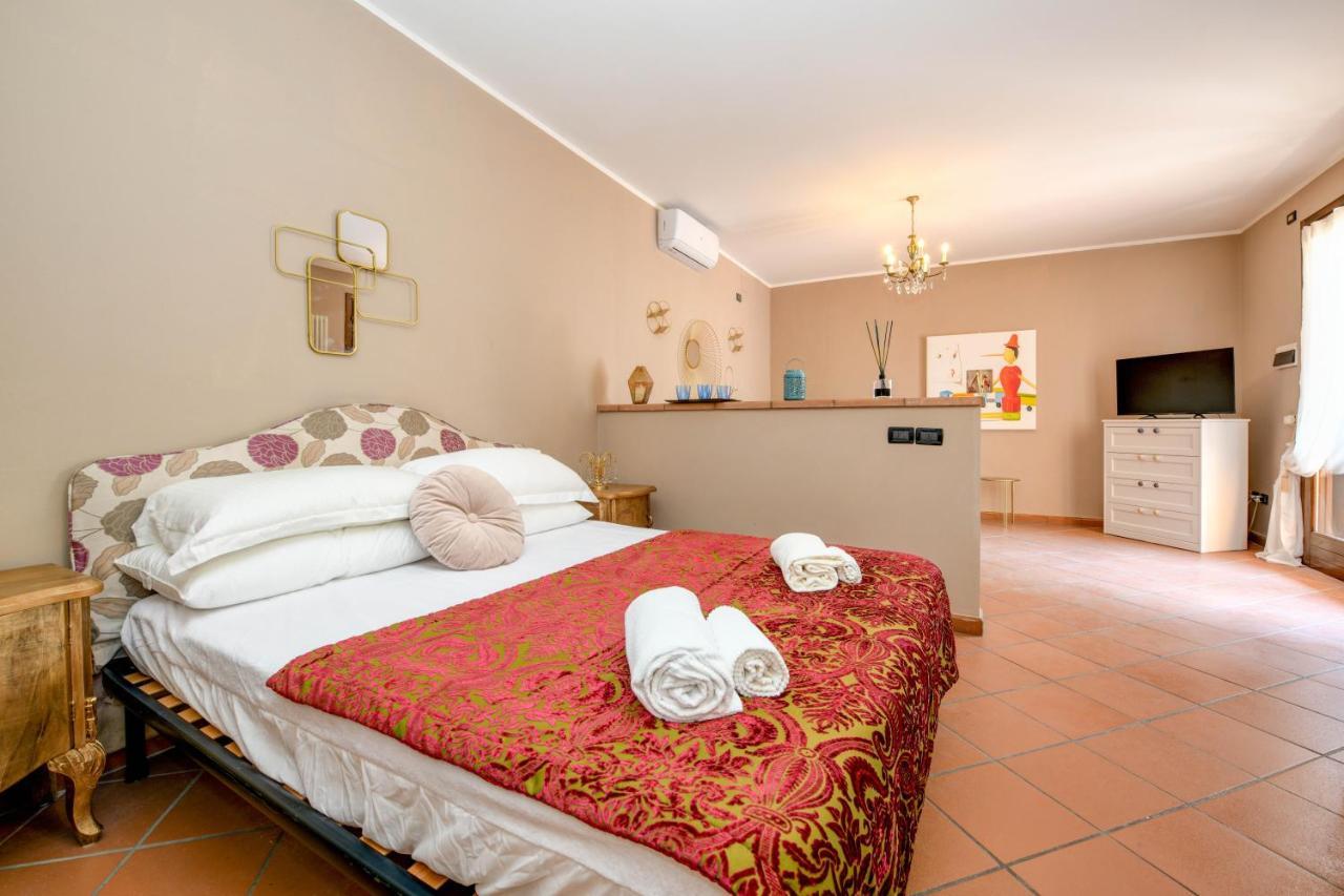 Prestige Rooms Sirmione Exteriör bild