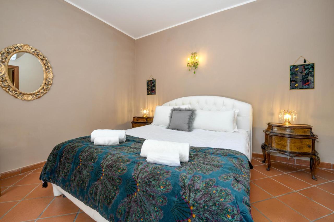 Prestige Rooms Sirmione Exteriör bild