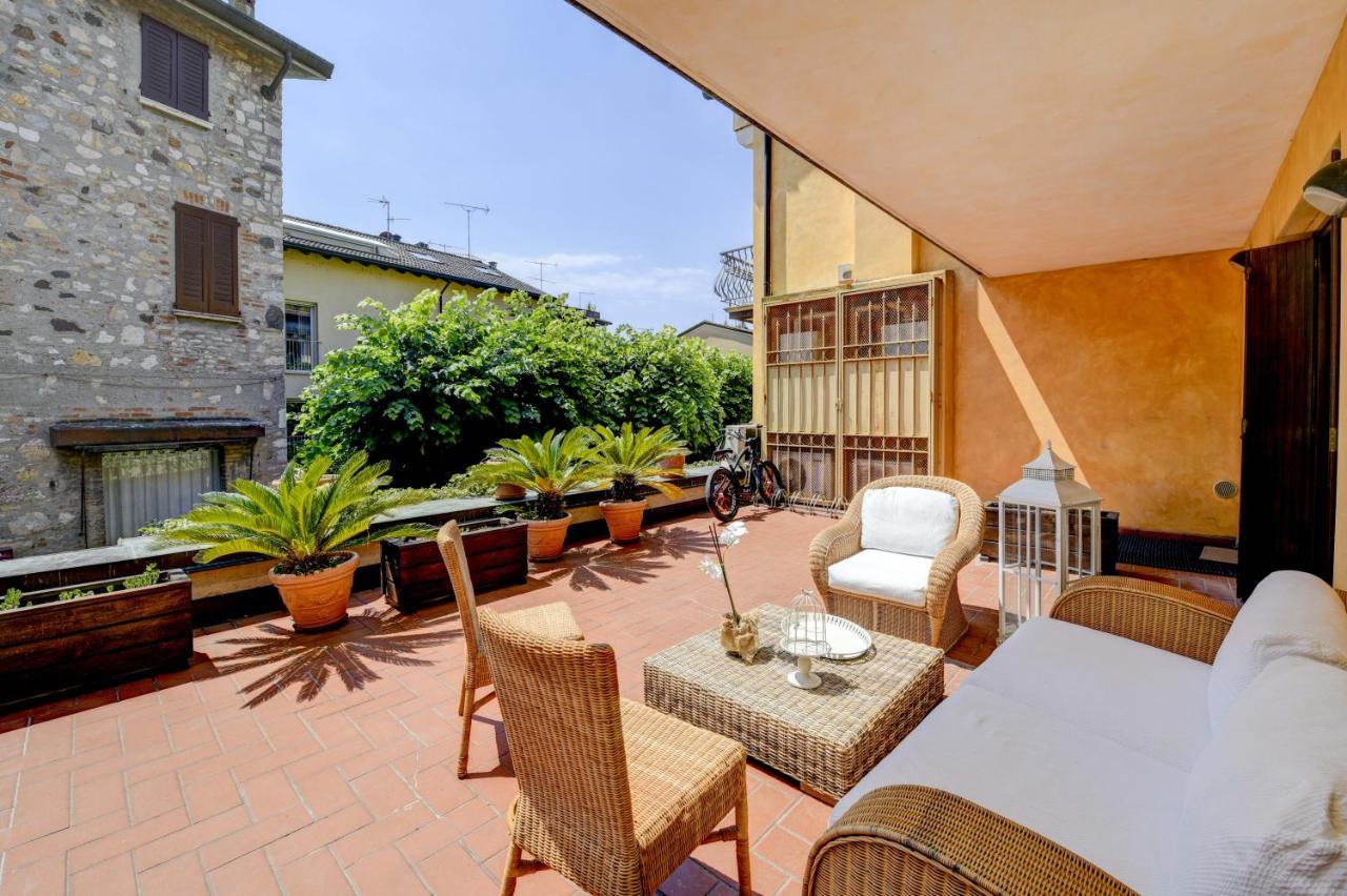 Prestige Rooms Sirmione Exteriör bild
